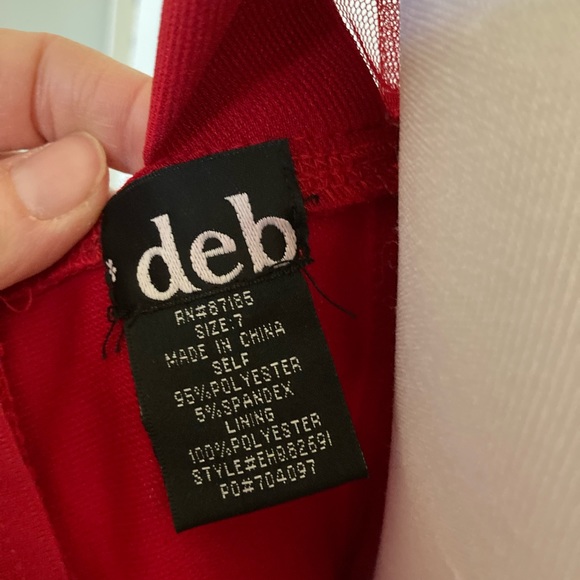 Formal red cocktail dress size 7 - Picture 6 of 8